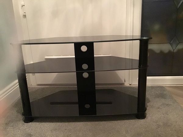 Black glass deals tv stand corner