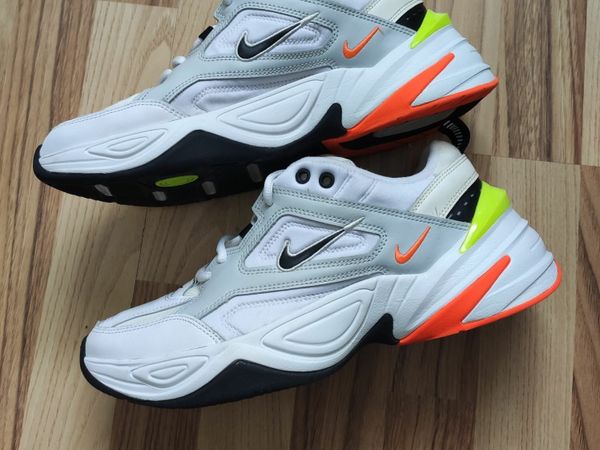 Nike tekno hotsell white sale