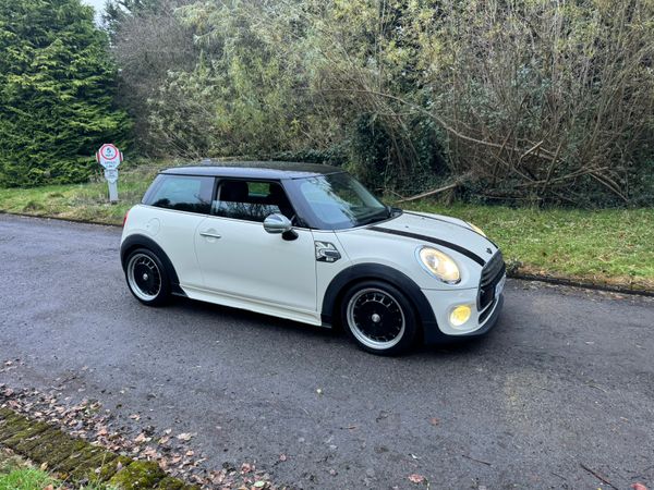 Mini Cooper Hatchback, Petrol, 2014, Beige