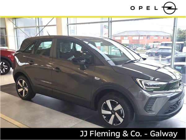 Opel Crossland X Hatchback, Petrol, 2025, 