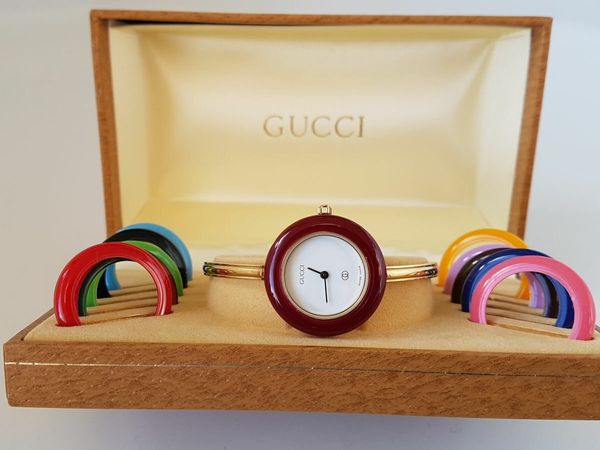 1980's gucci online watch