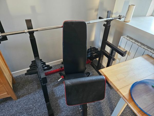 Gold's gym xr5 weight bench hot sale