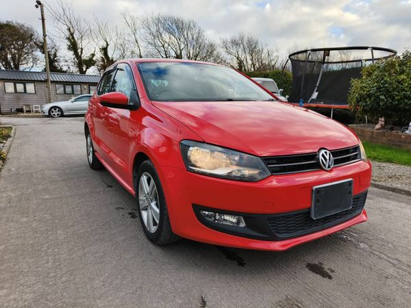 Volkswagen Polo Hatchback, Petrol, 2014, Red