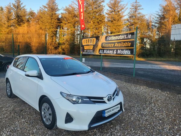 Toyota auris van for sales sale