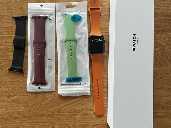 Apple watch hotsell accessories series 3