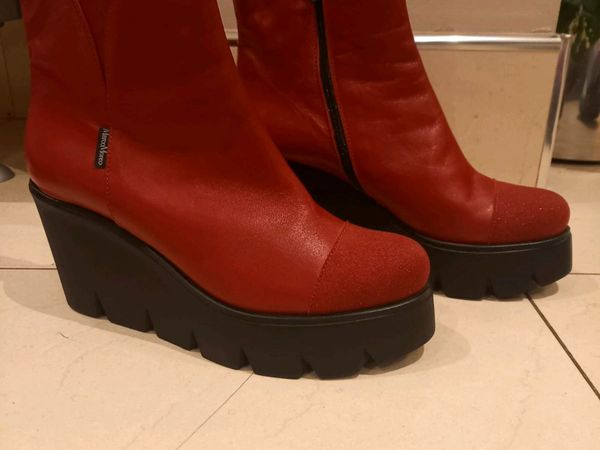 Red on sale boots ireland