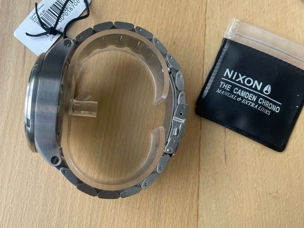 Nixon watch extra links hot sale