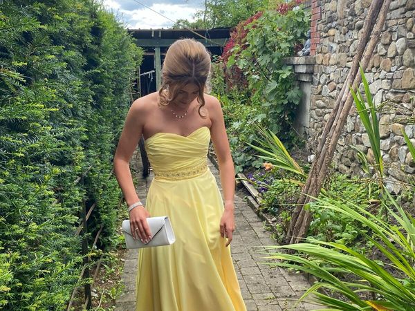 Yellow debs dresses store ireland