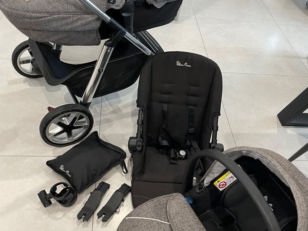 Silver cross clearance isofix base mothercare