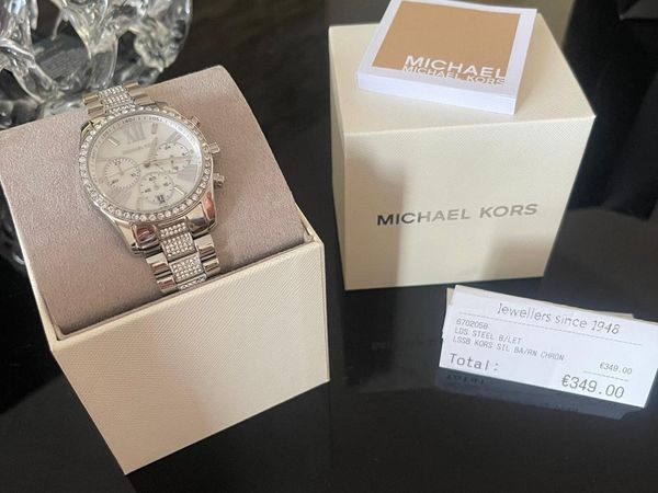 Michael kors 2024 box watch