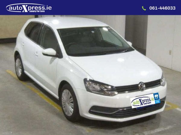 Volkswagen Polo Hatchback, Petrol, 2015, White