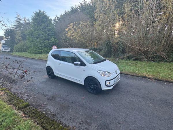 Volkswagen up! Hatchback, Petrol, 2014, White