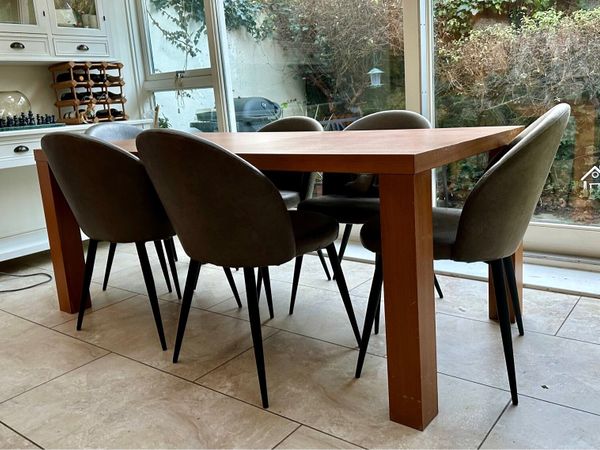 Donedeal dining discount table and chairs