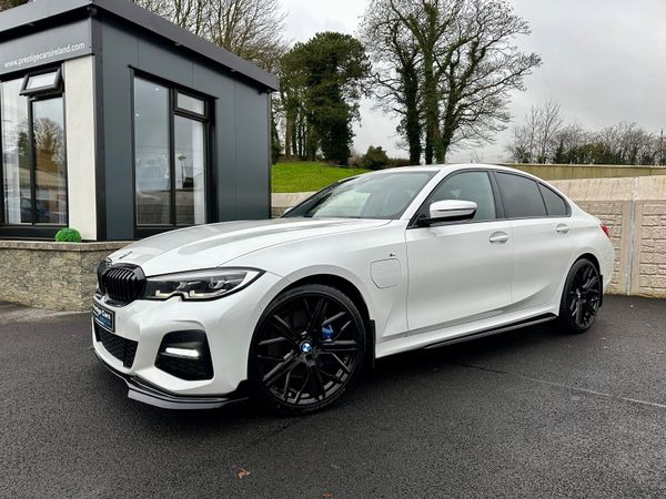 BMW 3-Series Saloon, Petrol Hybrid, 2020, White