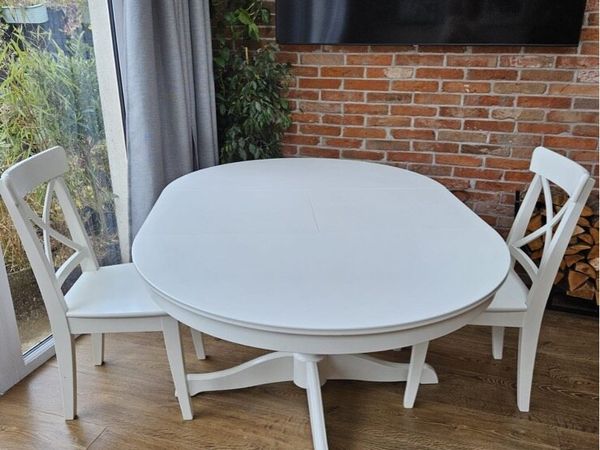 Ikea white deals oval dining table