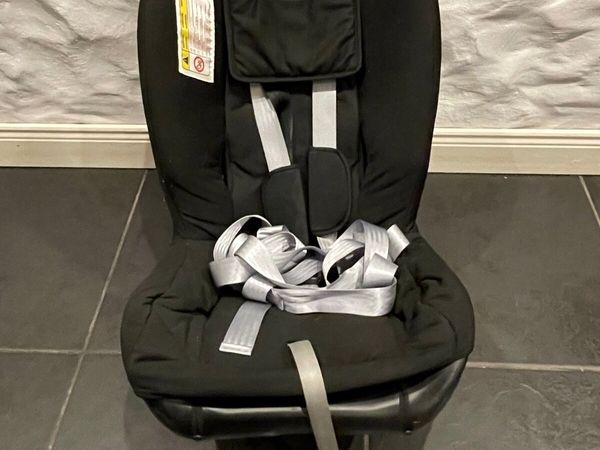 Rear facing car seat hot sale ireland