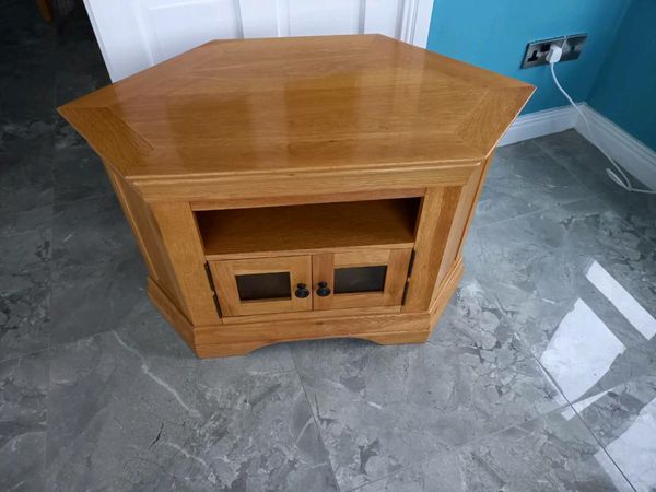 Constance oak on sale tv unit