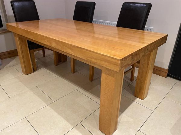 Chunky solid online oak dining table