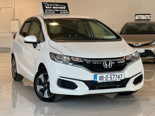 Honda Fit Hatchback, Petrol Hybrid, 2018, White