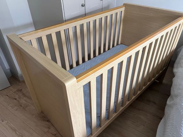 Murano cheap cot bed