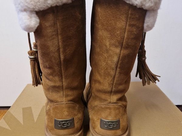 Ugg boots deals with tassels