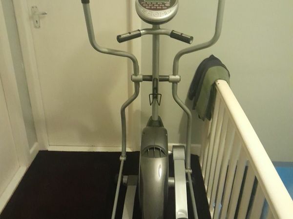 Cross trainer ie hot sale