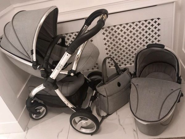 Platinum clearance egg pram