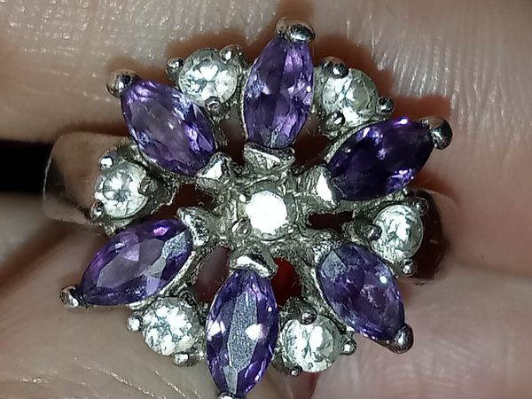 Sell hot sale sapphire ring