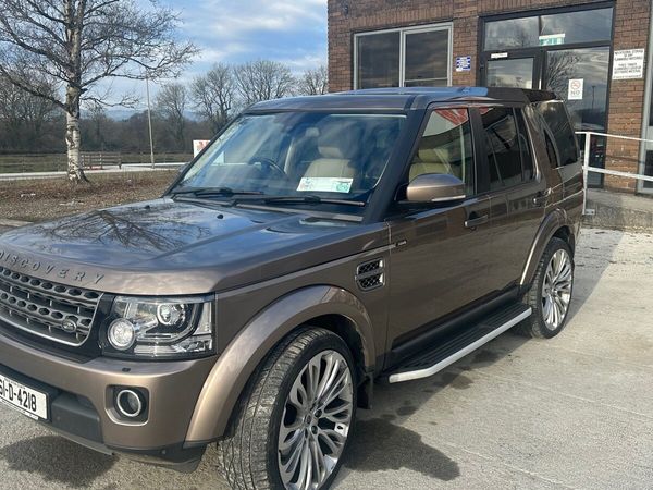 Land Rover Discovery SUV, Diesel, 2016, Gold