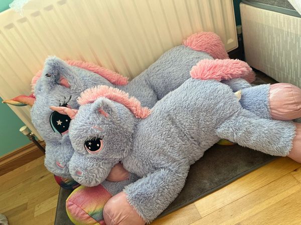 Giant unicorn deals teddy home bargains