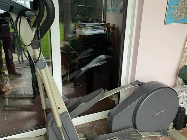 Nordictrack cxt 910 elliptical for online sale