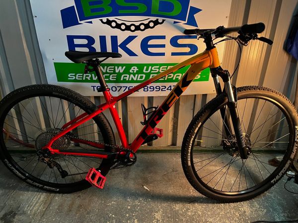 Trek marlin discount 7 2019 orange