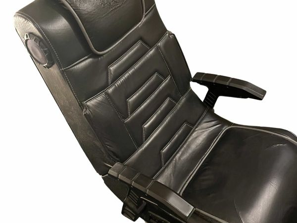 X rocker dual discount commander gaming chair