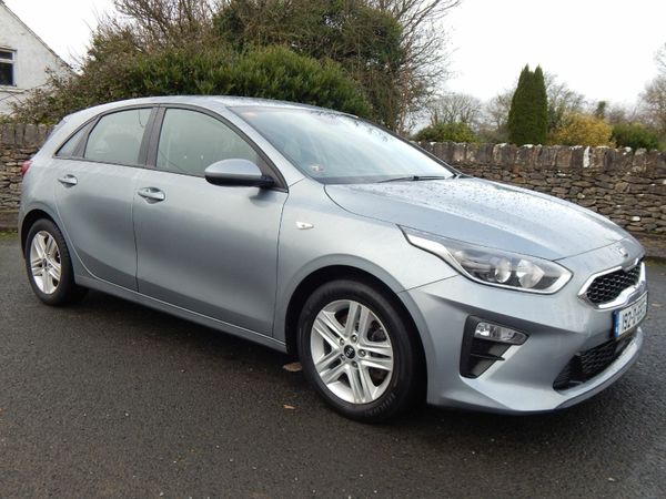 Kia Ceed Hatchback, Diesel, 2019, Grey