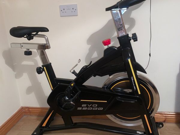 evo fq400 for sale 1 Gym Equipment Ad For Sale in Ireland DoneDeal