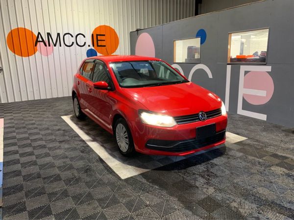 Volkswagen Polo Hatchback, Petrol, 2015, Red