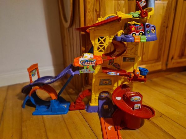 Vtech toot toot store drivers racing rampway