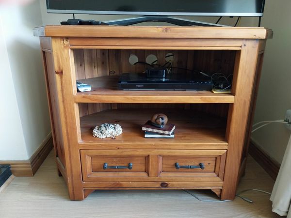 Small pine deals tv unit