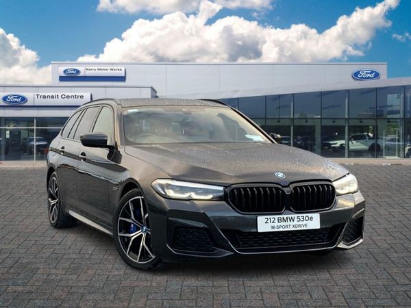 BMW 5-Series Estate, Petrol Plug-in Hybrid, 2021, Grey