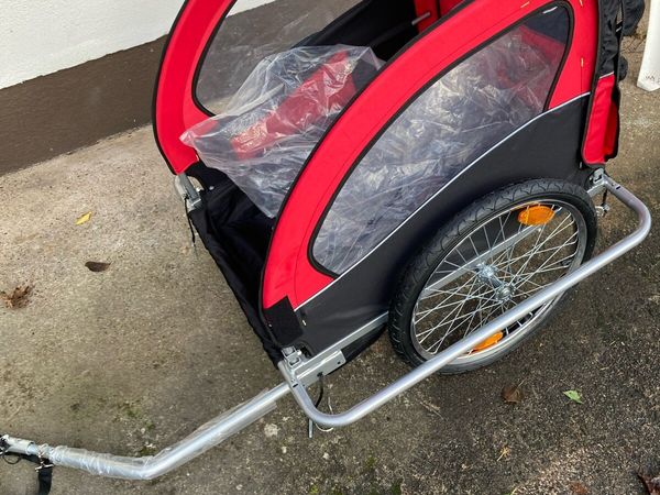 Child bike discount trailer done deal