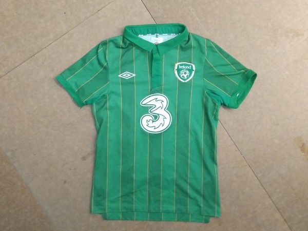 Umbro hotsell ireland shirt