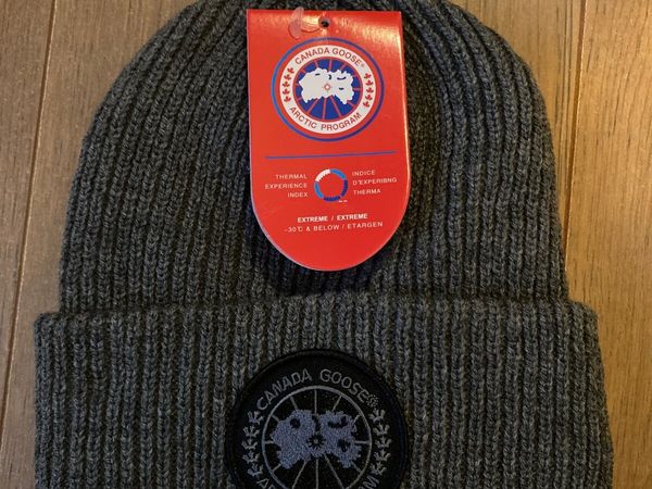 Canada goose sale on sale hat