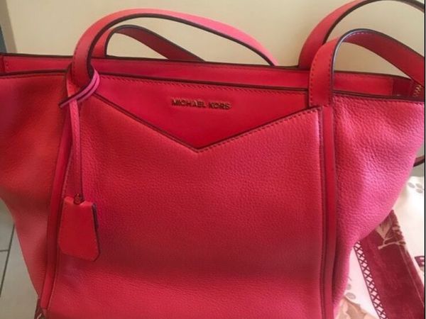 Michael kors hotsell access sale