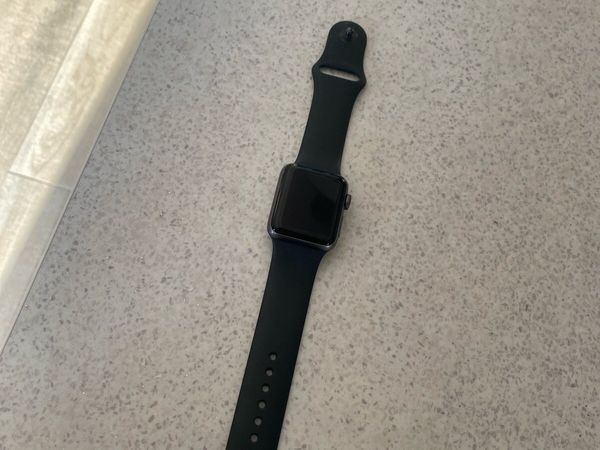 Used apple hotsell watch 7000 series