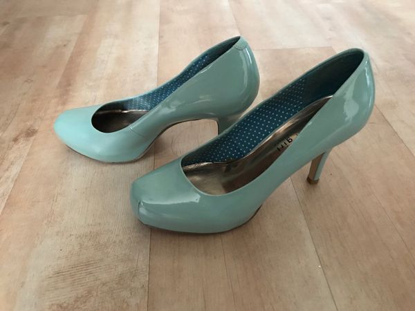 Green best sale shoes ireland