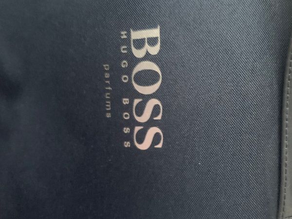 Hugo boss hot sale handbags sale