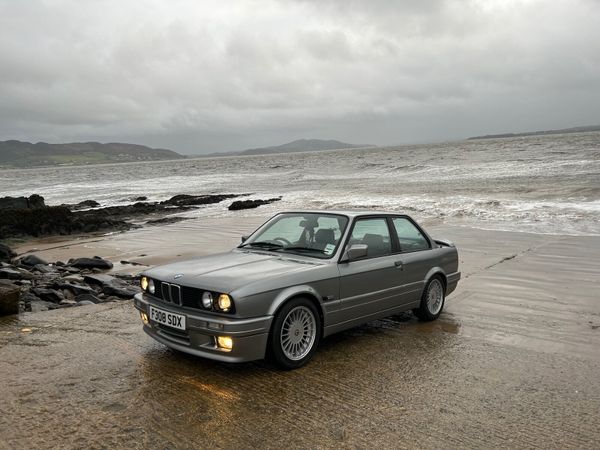 BMW 3-Series Saloon, Petrol, 1989, Grey