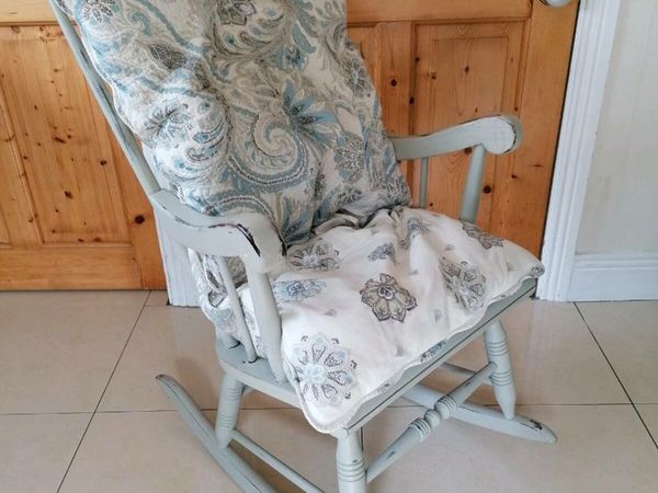 Nursery rocking best sale chair ireland