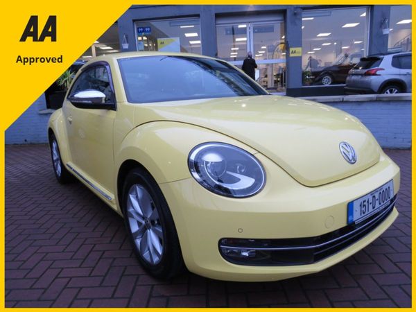 Volkswagen Beetle Hatchback, Petrol, 2015, Yellow