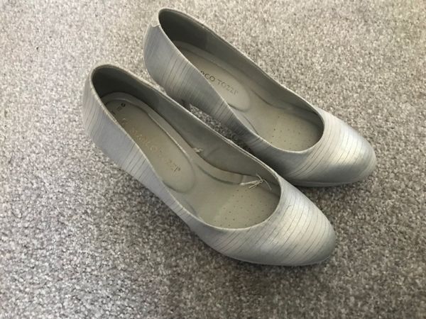 Marco tozzi flat on sale shoes